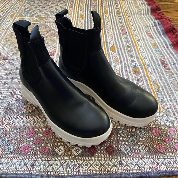 Leoffler Randall Platform Chelsea Boots - Picture 3 of 7